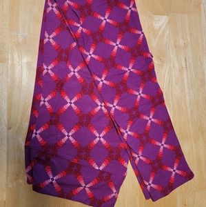 LuLaRoe Vintage Valentines Leggings!